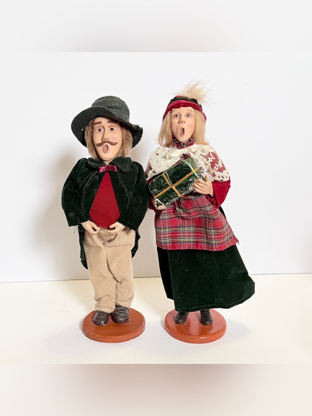 Vintage Victorian-Style Christmas Carolers Figurines Set – Husband & Wife